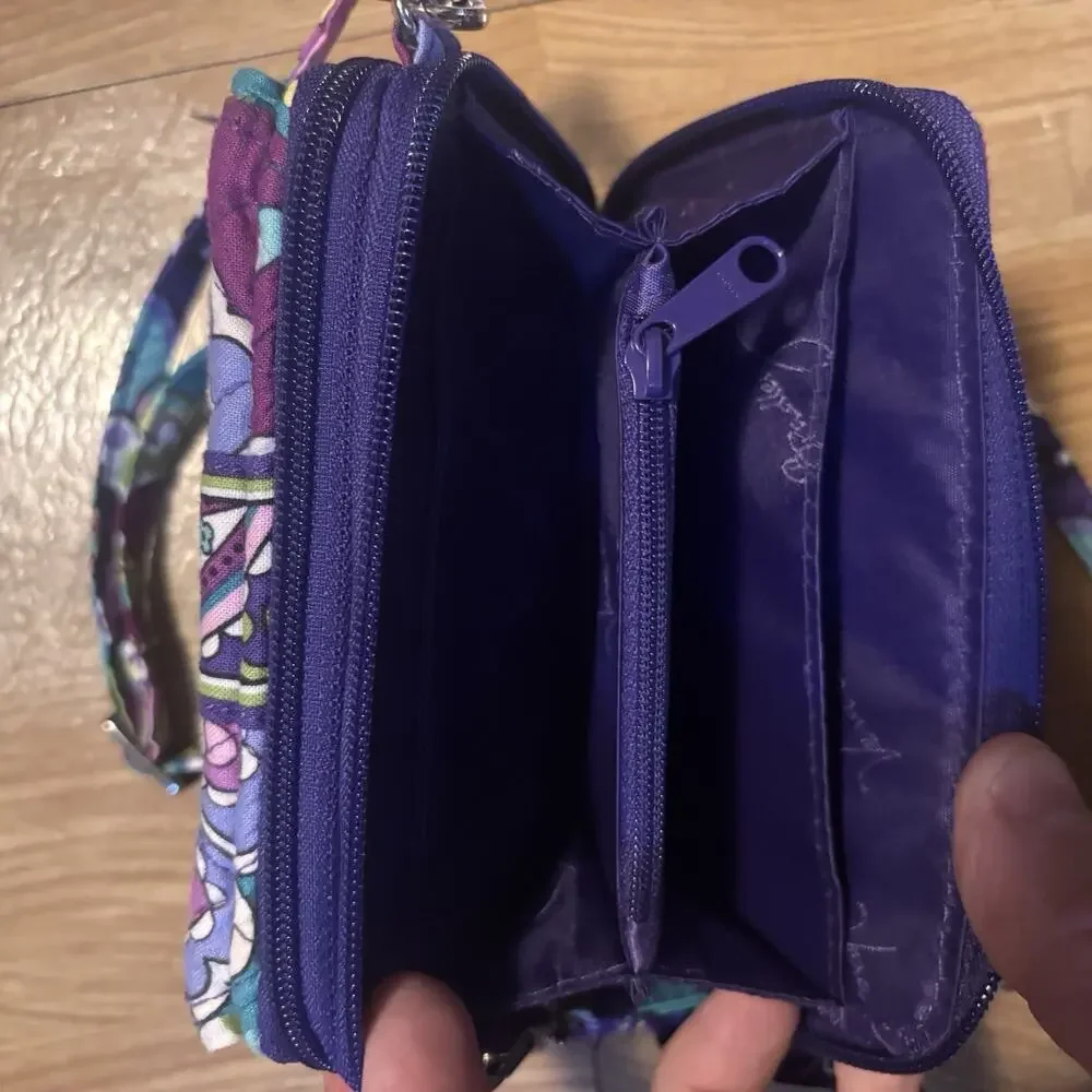 Crossbody Wallet Vera Bradley Retired Color Burst Floral Pattern - Picture 4 of 5